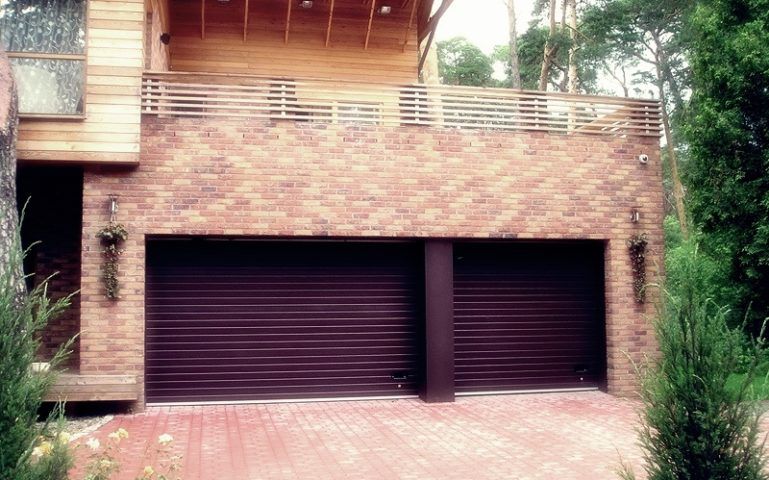 Подъемно-секционные гаражные ворота Самара