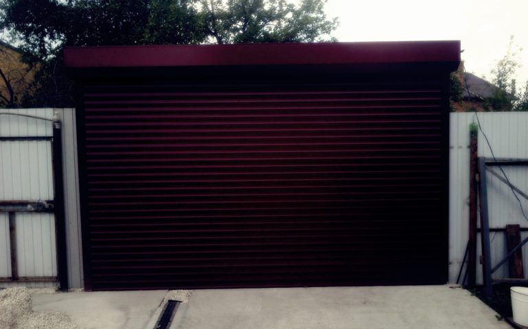 Рулонные гаражные ворота Самара