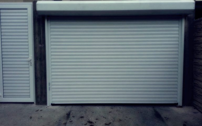 Рулонные гаражные ворота Самара